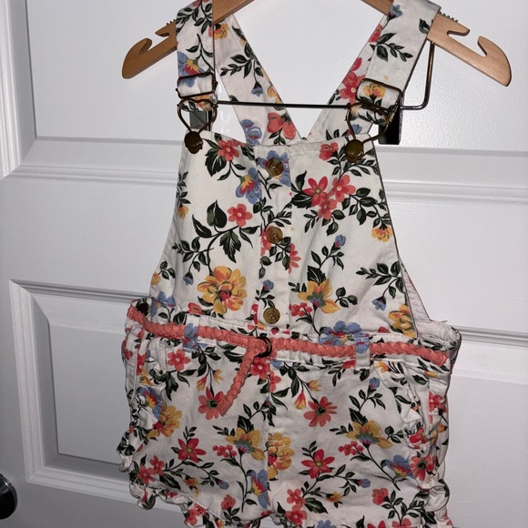 Toddler Girl Floral Overalls / Romper – Pink Belt – Size 3T – - Picture 5 of 6